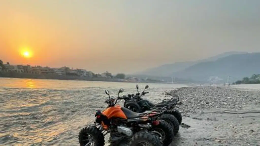 Hotel Yog Safari (Behind Parmarth Niketan)