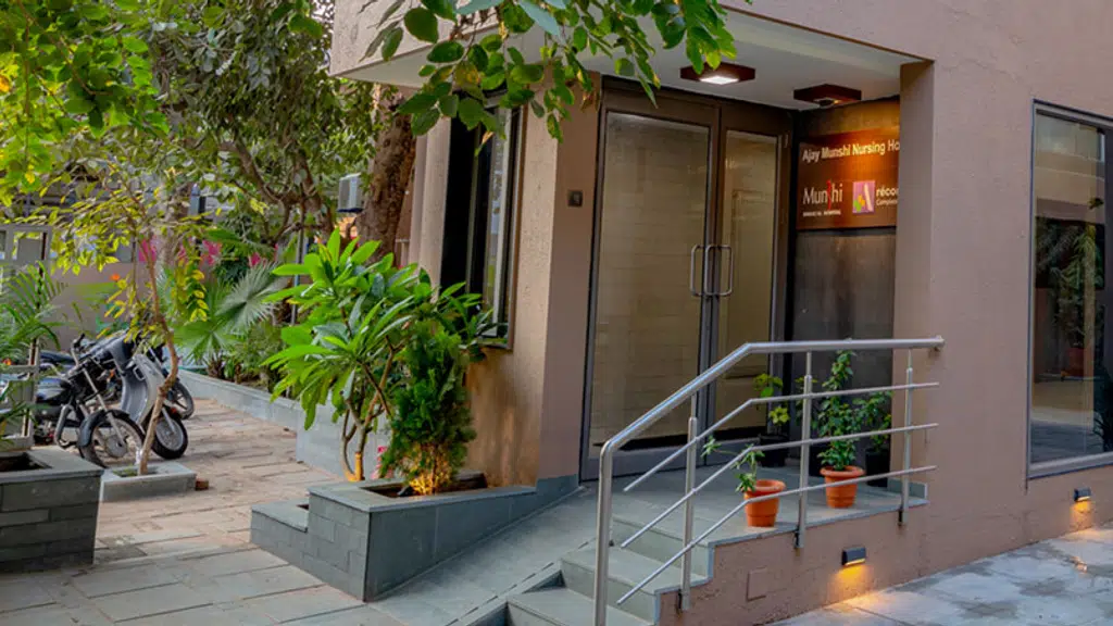Munshi Surgical Hospital