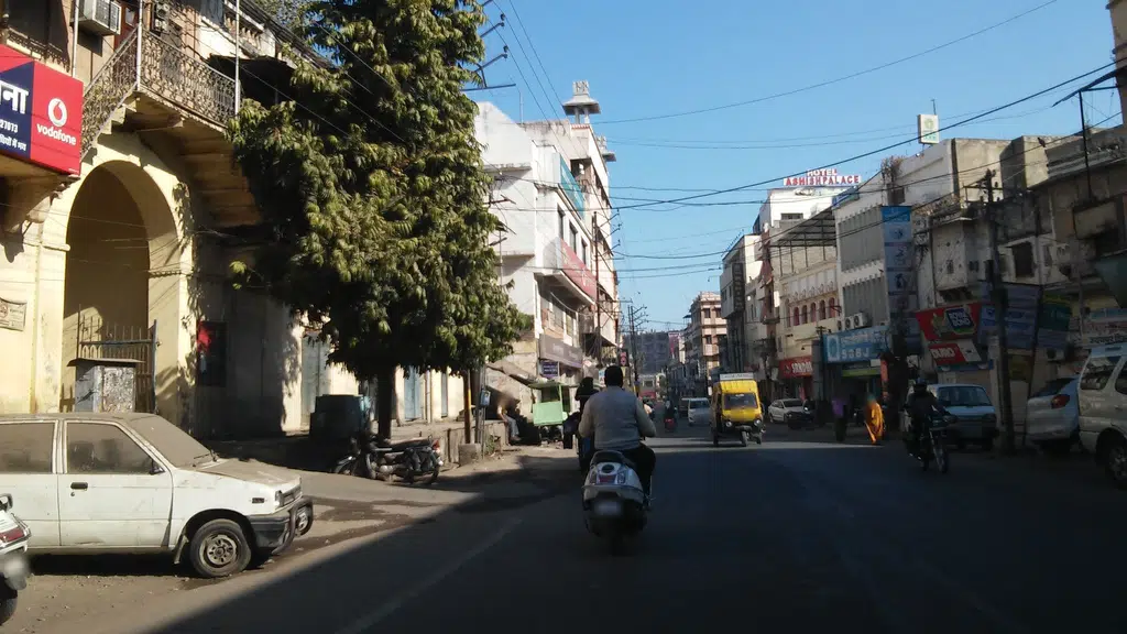Basant Kirana Store