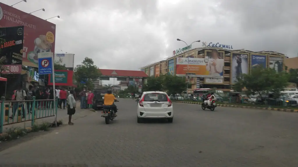 Basics Life. Ernakulam, Oberon Mall