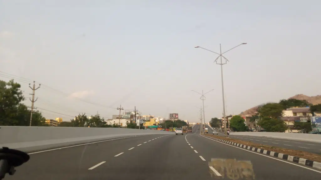 Gulf Retail Shop - Kalaimagal Automobiles