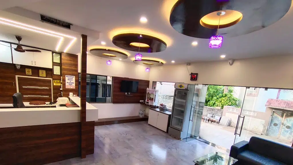Hotel Shree Dhara