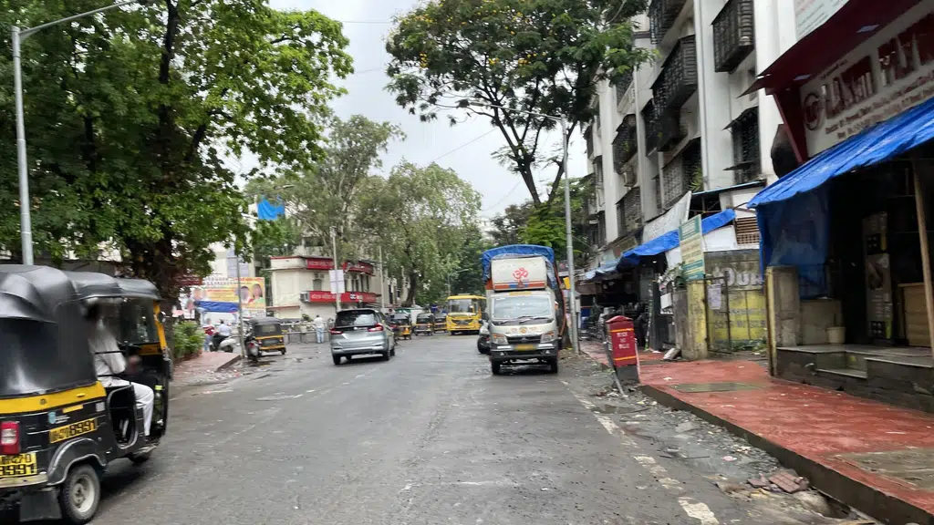 ICICI Bank Dahisar East