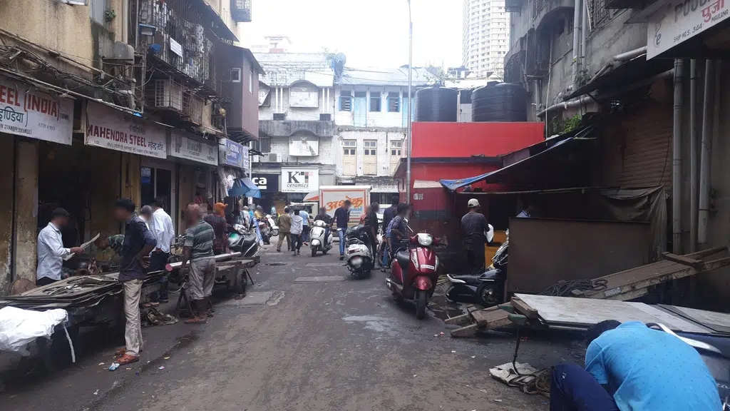Mahesh Pan Bidi Shop