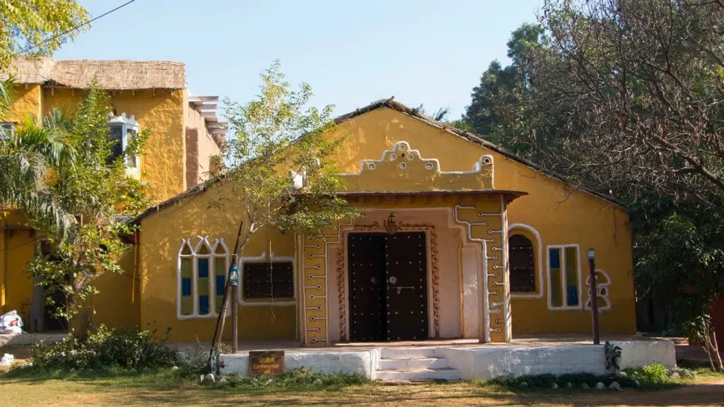 Surjivan Resort
