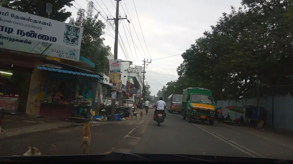 Adhira Boutique