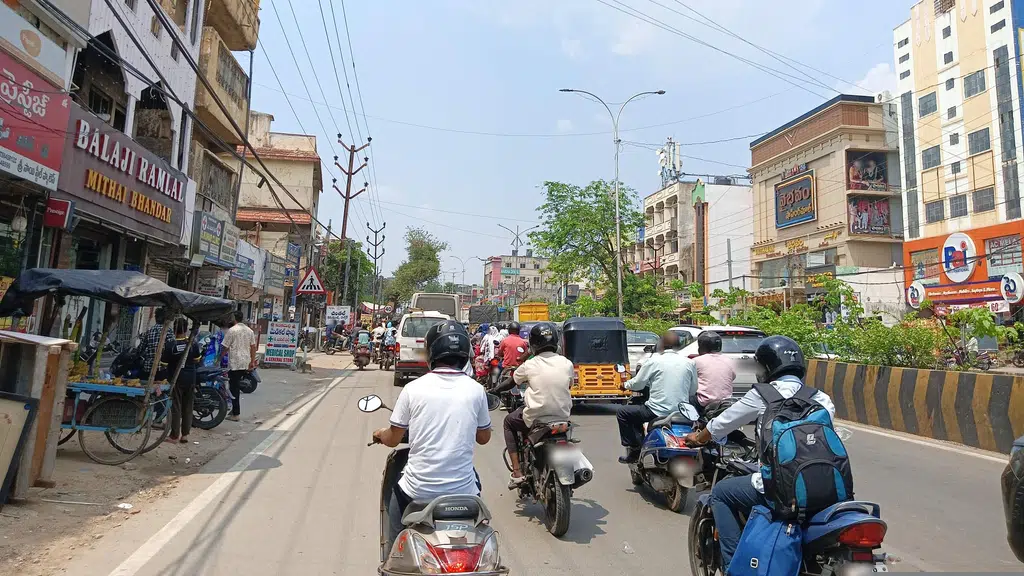 Lakshmi Sindhoora Tours and Travels
