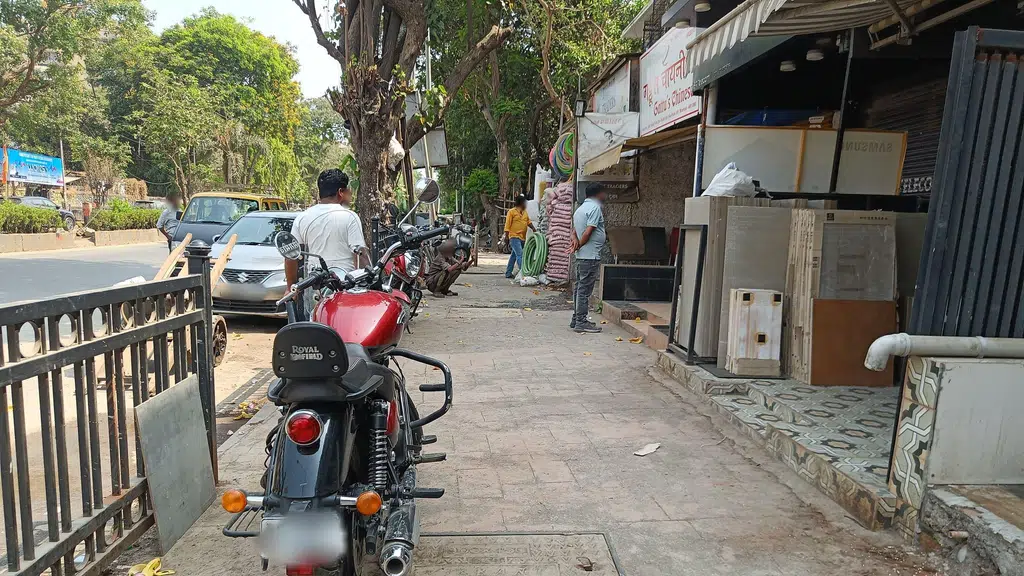 Hotel Harish Bar and Restaurant
