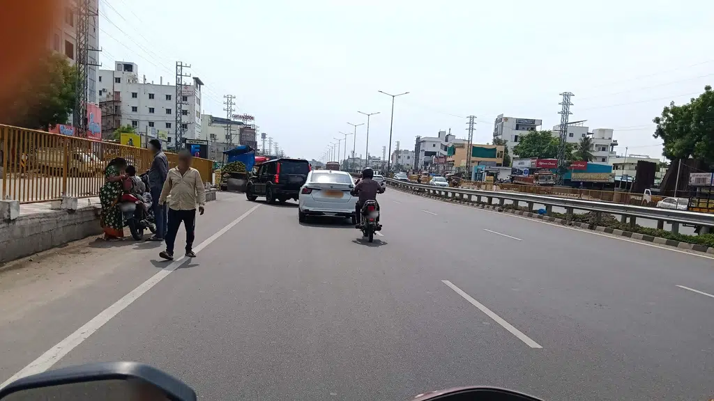Laxmi Ghanapati Mini Transport