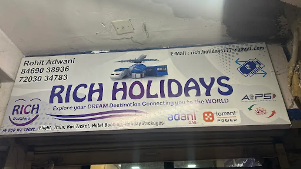 Rich Holidays