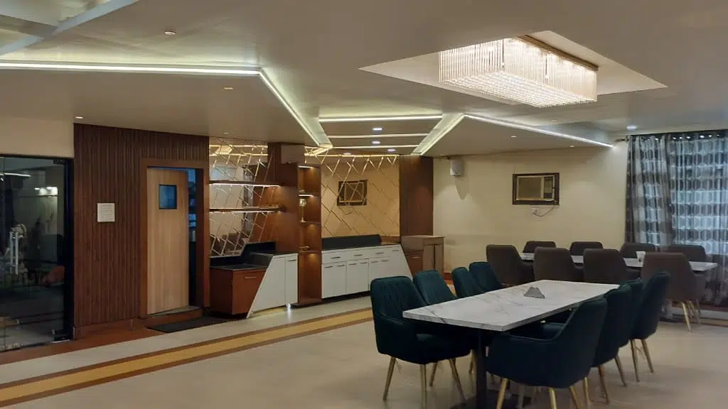 Hotel Kanishka