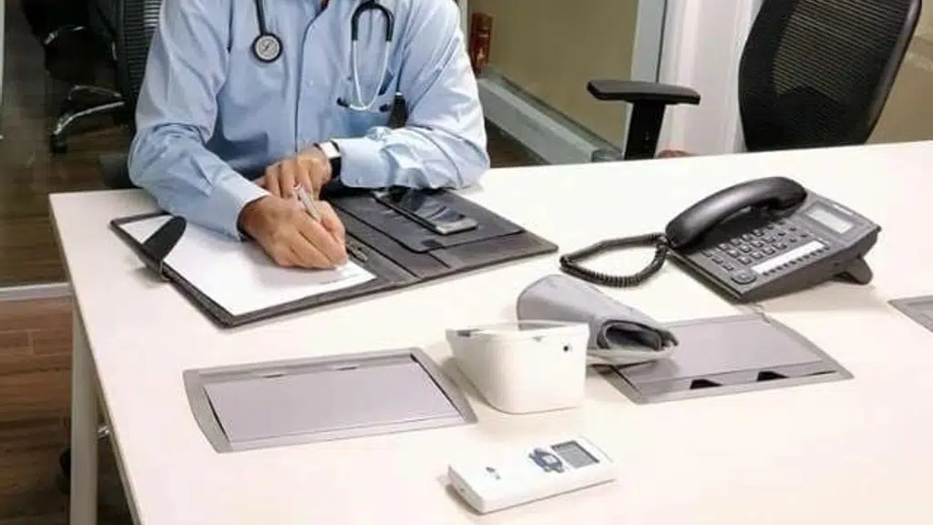 Dr Kirnesh Pandey for Diabetes, Thyroid & Obesity