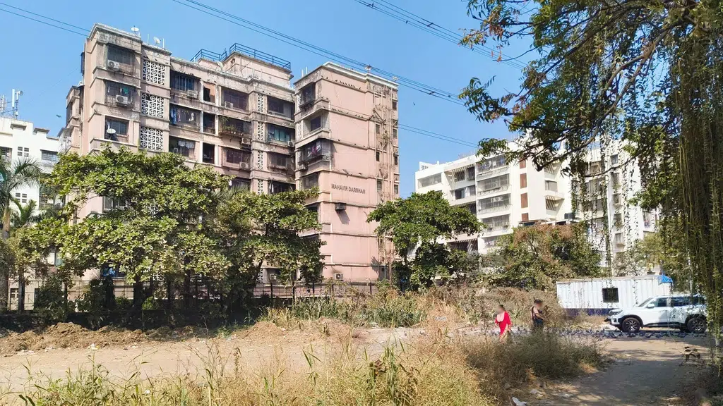 AVAA Salon Kandivali