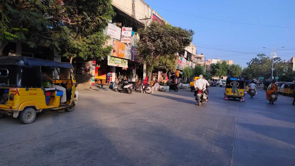 Medplus Tadipatri C B Road