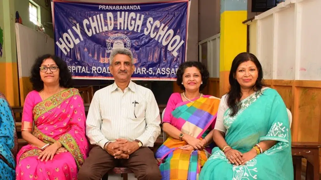 Pranabananda Holy Child Higher Secondary School