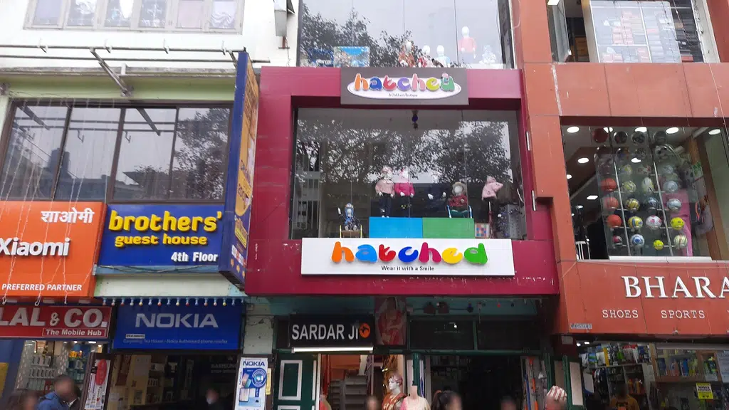 Apna Dhaba Restaurant