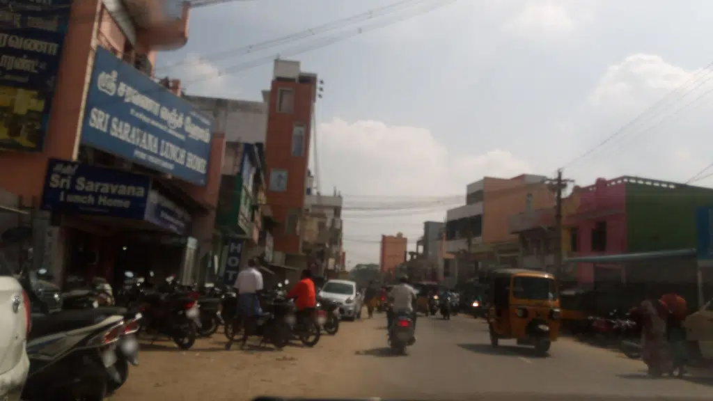 HR  Automobiles Arakkonam