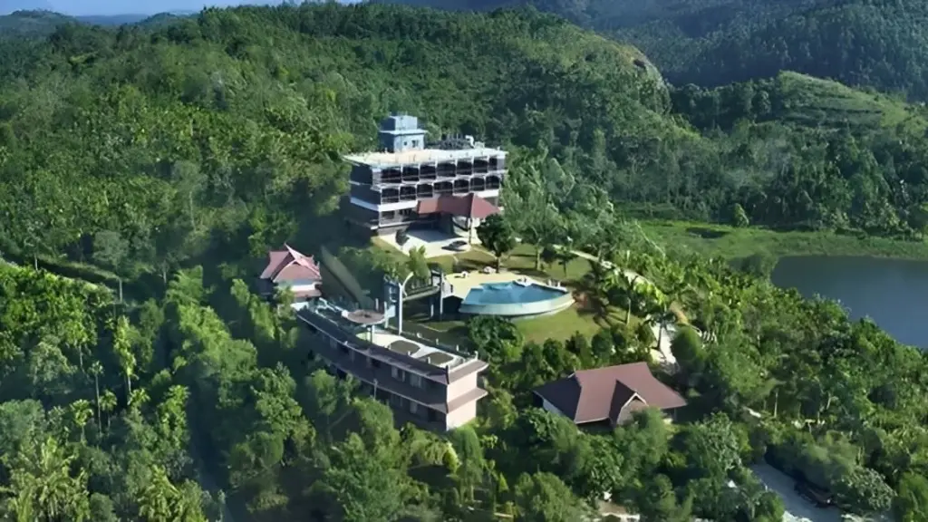 Arayal Luxury Resorts Wayanad