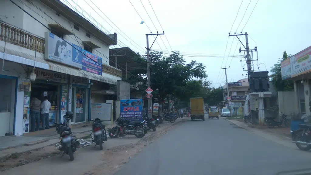 R Abhijeet Mobiles Sales and Service