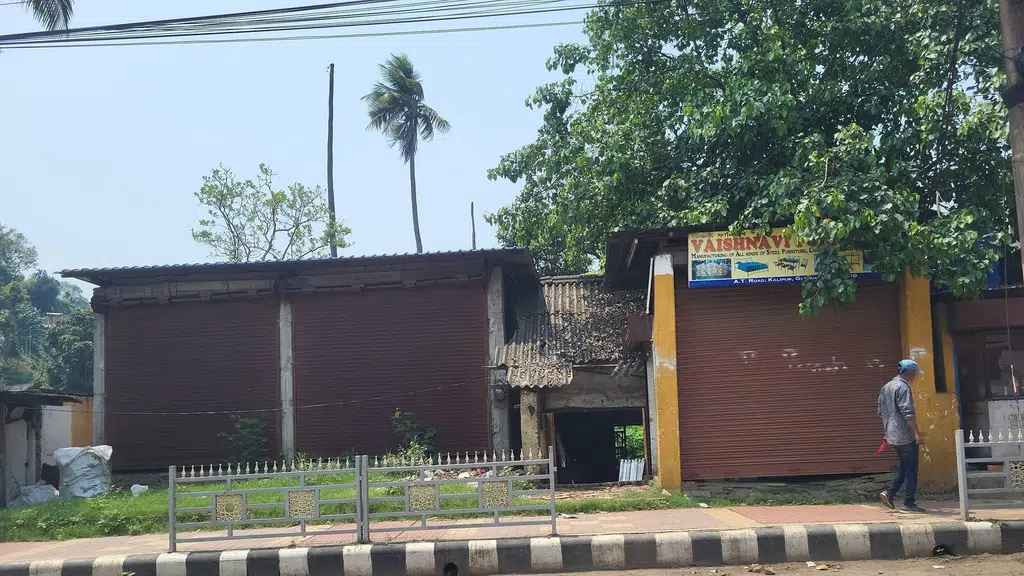 Dipu's Wine Shop