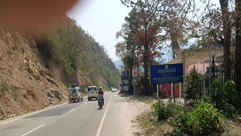 Riverside Resort