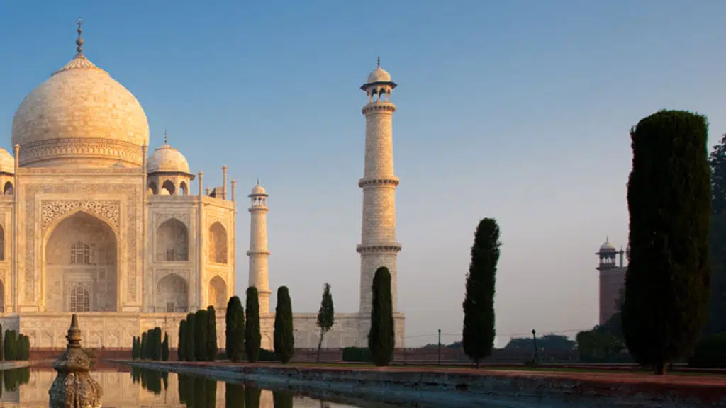 AVM Travel Designers