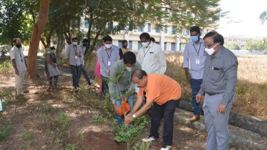 Sir C.R. Reddy College of Engineering