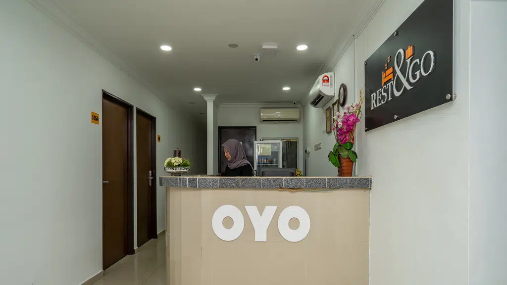 OYO 6157 Coral Residency