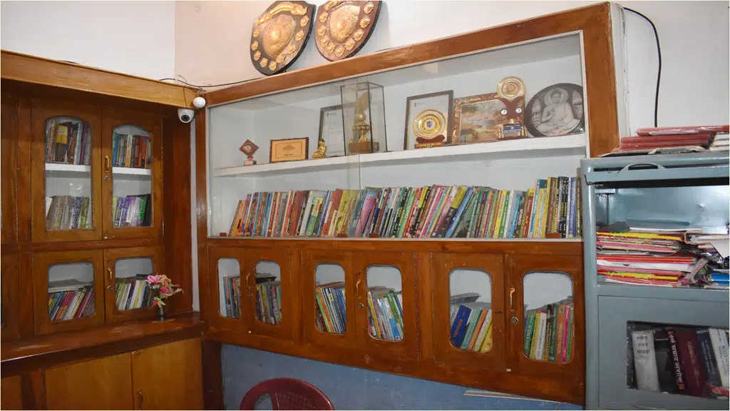 Green Field English School