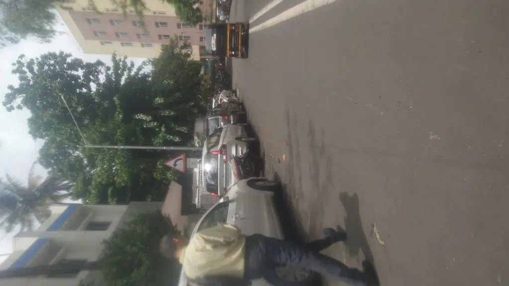 Ryan Shalom, Andheri