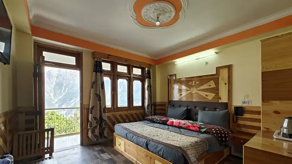 Hotel Monal Residency
