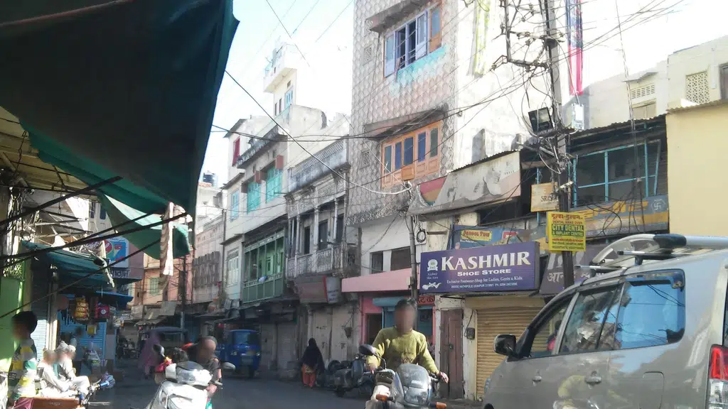 Kamal Cloth Store