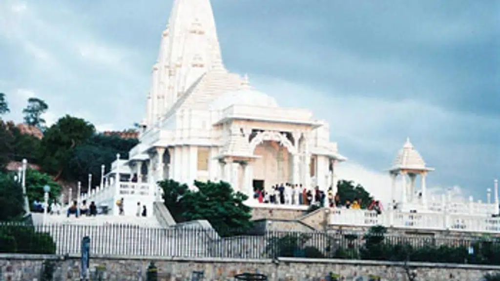 Divya Retreat