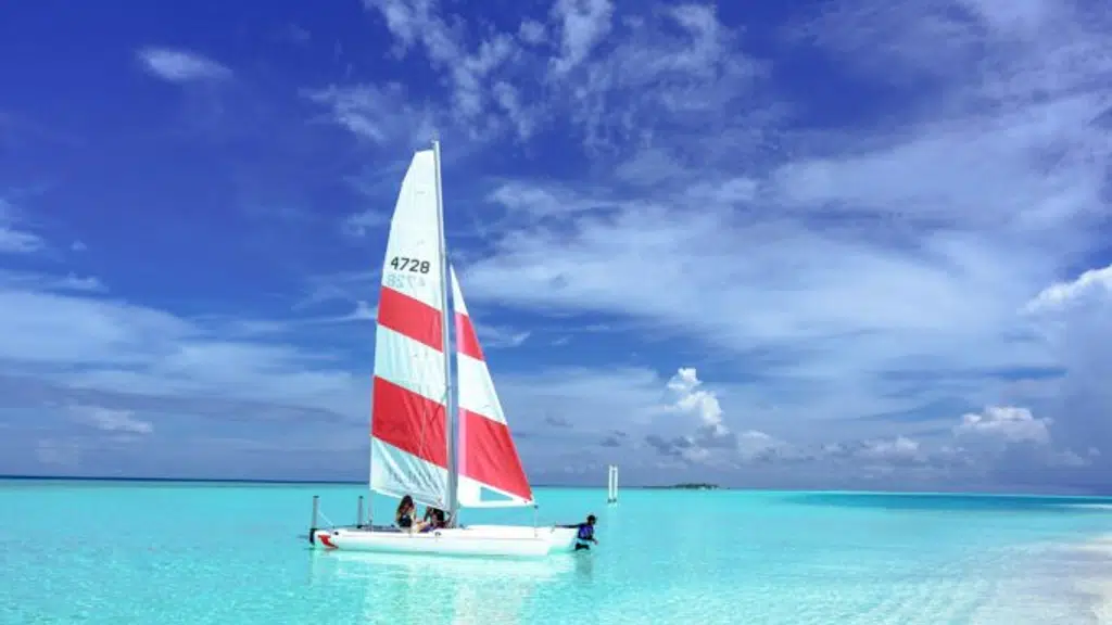 Travellers Club and Holidays