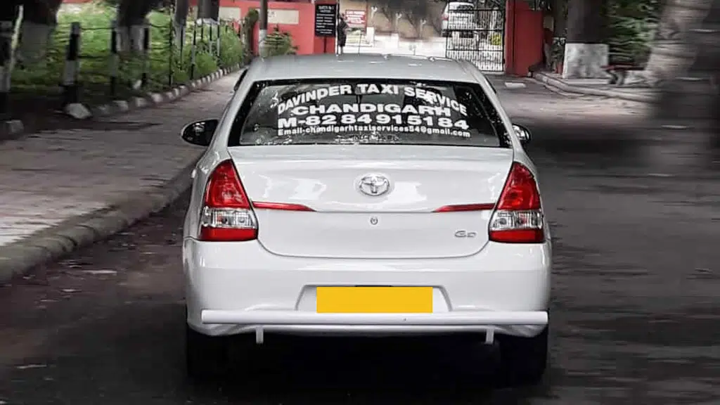 Davinder Taxi Service