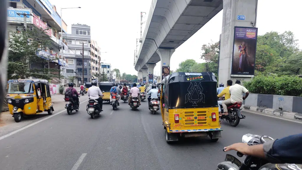 Up Mukhya Samagri Prabandhak Samanya and Signal Karyalay