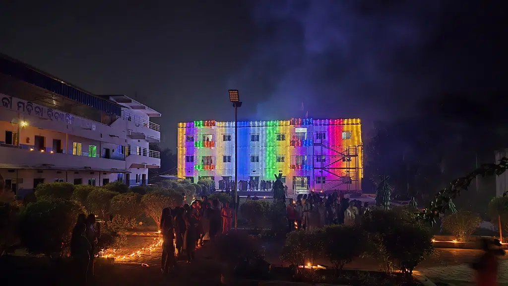 Shastriji Mahila Vidyaniketan