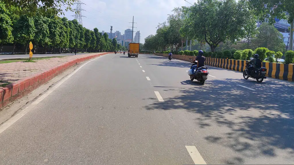 Fast buy sell propties NOIDA Indirapuram