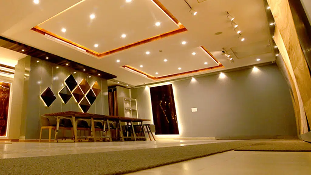 Sai Lakshmi Veneers