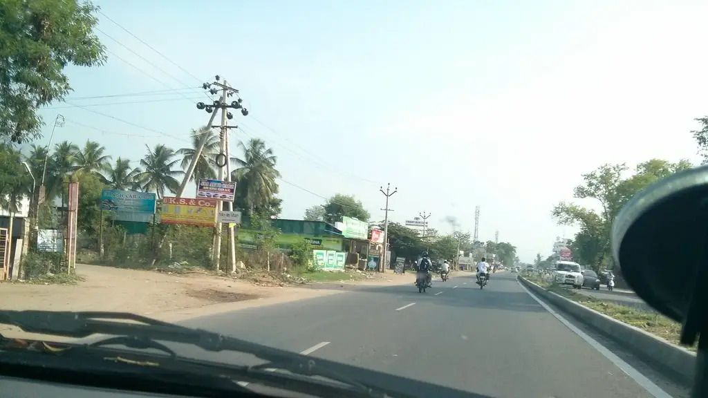 kovai pazhamudhir nilayam