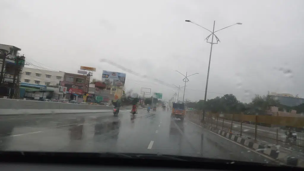 Vespa And Aprilia-Sundaram Auto'S