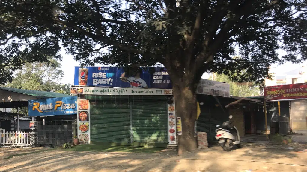 The Off Road Café & Stay.