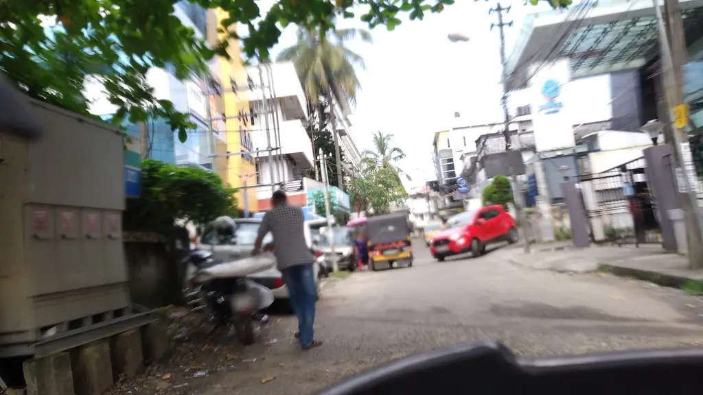 Qmin MG Road