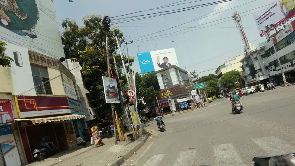 Lotus Mobiles