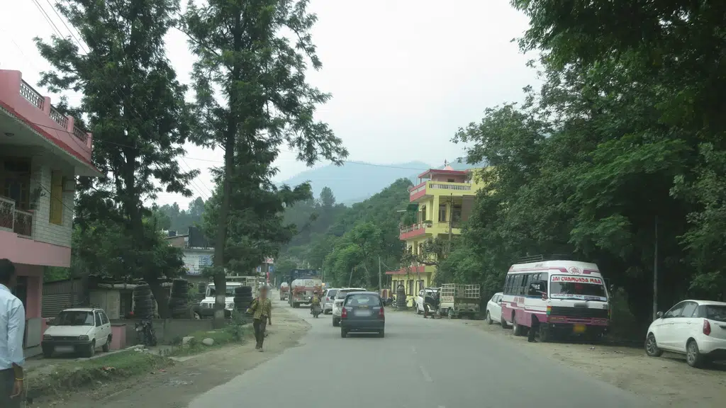 Airport Parking Bhuntar