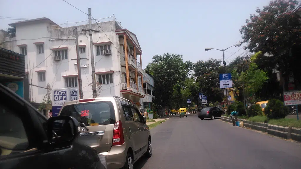 Senmahasaye, Saltlake