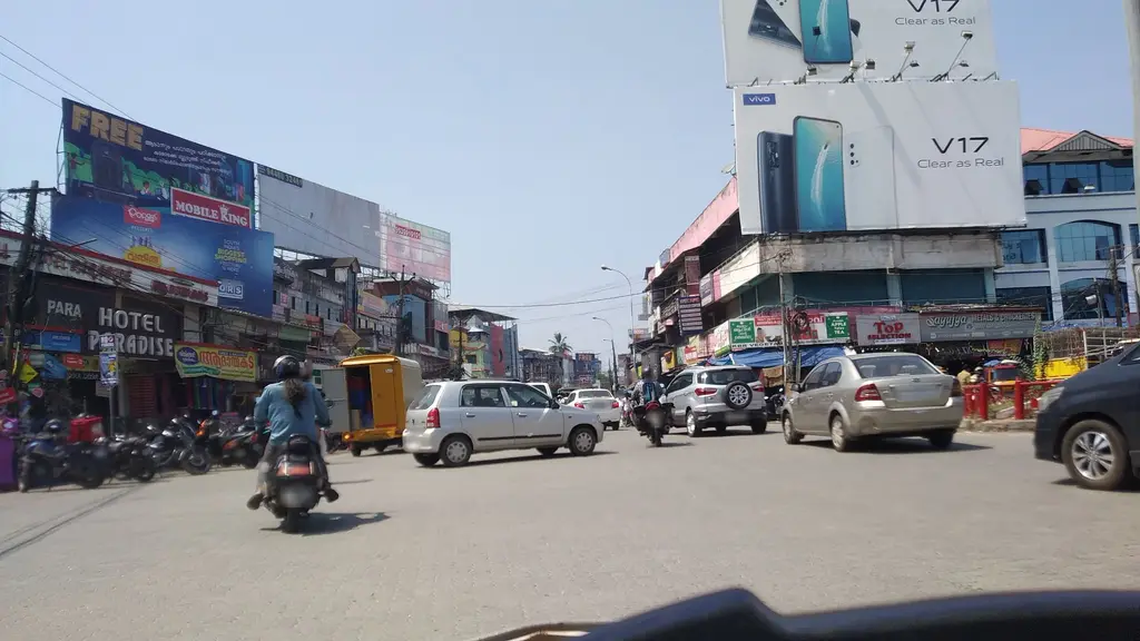 The Raymond Shop Vennala
