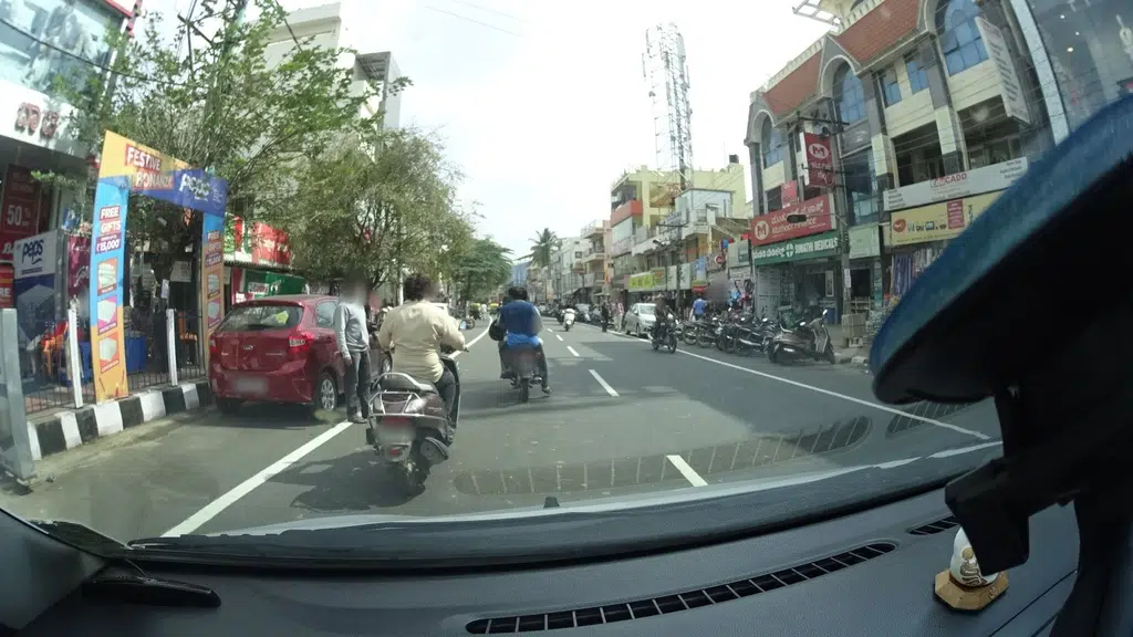 Pai Mobiles - Yelahanka New Town