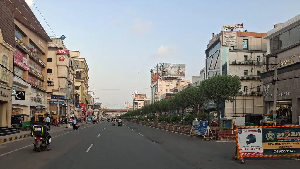 Big C Mobiles Vijayawada 3