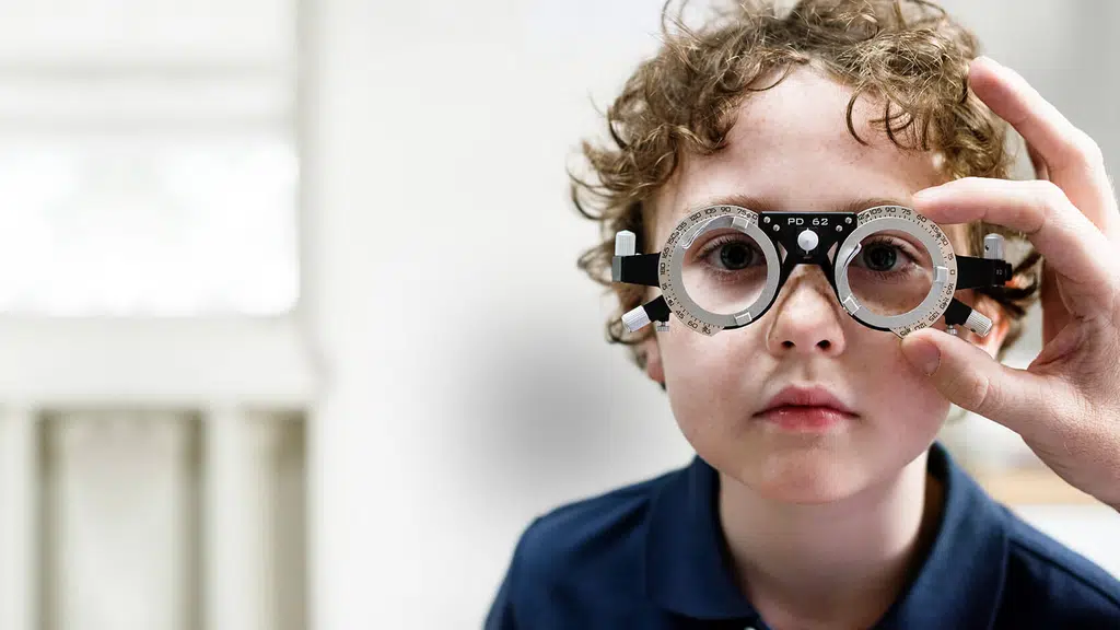 Dr. Parul Vardhan Eye Specialist